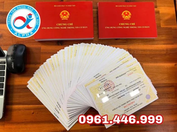 Hình ảnh thực tế lớp học tin học tại ALPHA