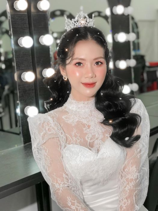 Khương Bridal - Kiệt tác trang điểm cô dâu