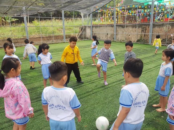 Góc nhìn mới về Trường Mầm non Vành Khuyên - Không gian xanh mát với các hoạt động ngoại khóa bổ ích, nơi trẻ được thỏa sức khám phá thế giới