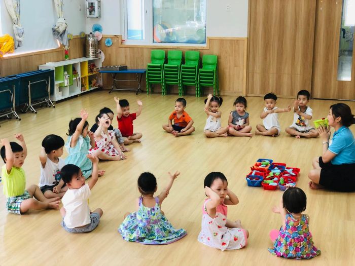 Hoạt động vui chơi sáng tạo của bé tại Mầm Non Bé Gấu
