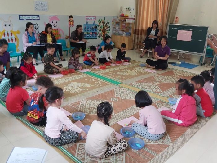 Hoạt động vui chơi sáng tạo của các bé tại Trường Mầm Non Hoa Hồng