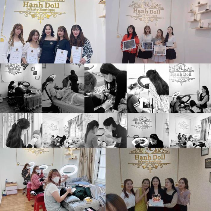<i>Hạnh Doll Beauty Center Academy</i> tự hào mang đến một môi trường học tập thân thiện, nhiệt tình, nơi các học viên sẽ được truyền đạt những kiến thức, kỹ năng phun xăm thẩm mỹ chi tiết, bài bản và được thực hành trực tiếp, với sự hỗ trợ nhiệt tình từ đội ngũ giảng viên dày dặn kinh nghiệm.