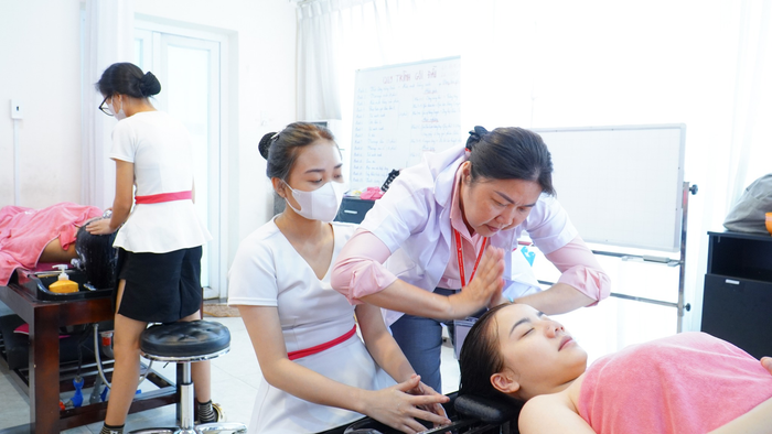 ANA Beauty Academy ảnh 2 - Hình ảnh sinh động về cơ sở vật chất hiện đại, nơi học viên được trải nghiệm môi trường làm việc thực tế ngay trong quá trình học tập.
