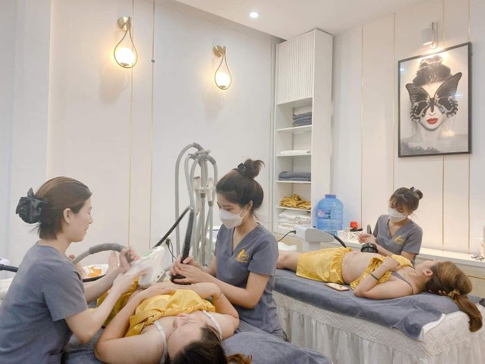 Hình ảnh Thẩm mỹ Quốc tế Emmy số 1