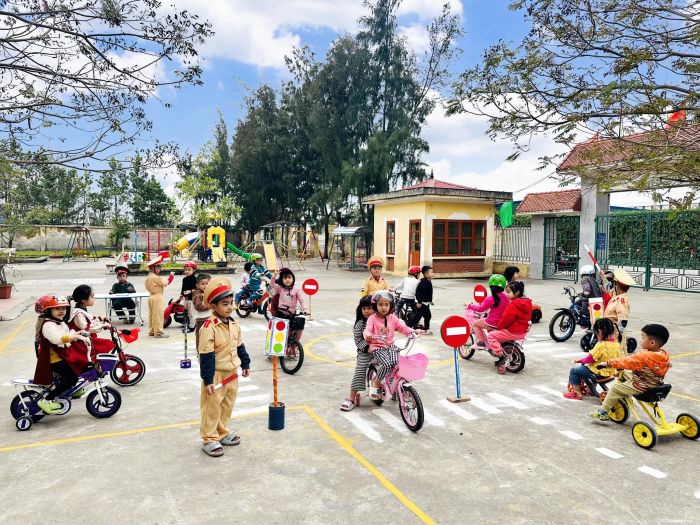 Góc học tập tràn ngập tiếng cười tại Trường Mầm non Văn Phong
