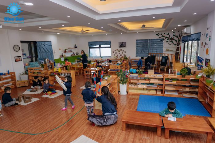 Hoạt động vui chơi bổ ích tại Mặt Trời Xanh