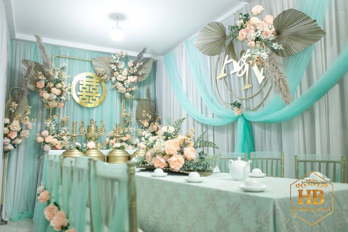 Hình ảnh cổng hoa cưới nghệ thuật do HB Wedding Decor thiết kế