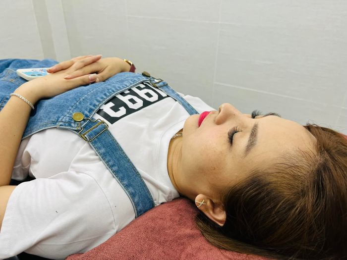 Tyy Nối Mi Ảnh 1