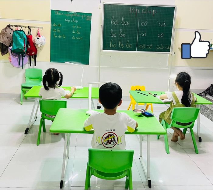 Hình ảnh học viên đang luyện tập tại Trung tâm Ngọc Hà