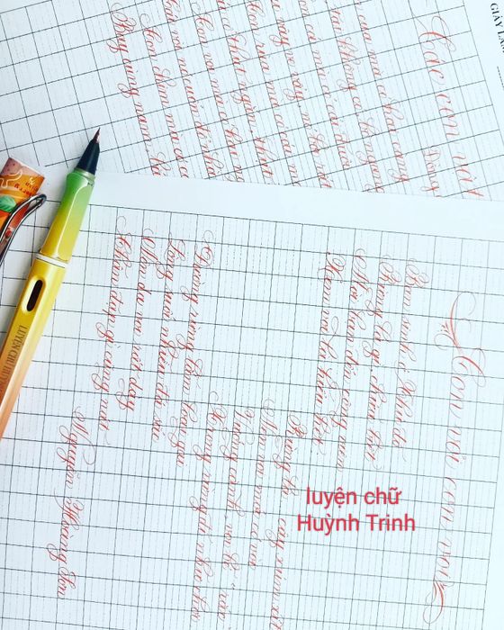 Hình ảnh lớp học tại Trung tâm Luyện chữ đẹp Huỳnh Trinh