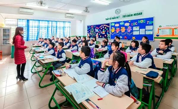 Hình ảnh sinh động về các tiết học sáng tạo tại Trường Liên cấp Tiểu học & THCS Ngôi Sao Hà Nội