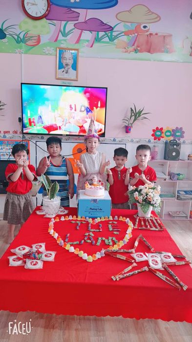 Góc vui chơi ngoài trời đầy màu sắc tại Thiên Đức