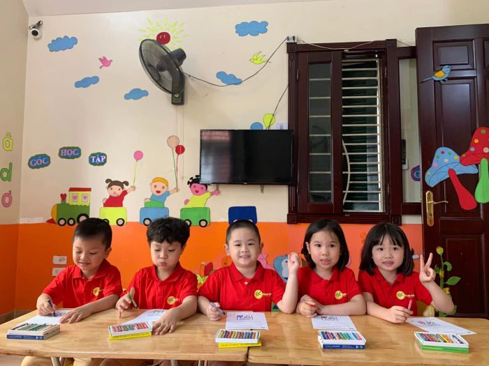 Hình ảnh sinh động về môi trường học tập tại Trường Mầm non Thánh Gióng