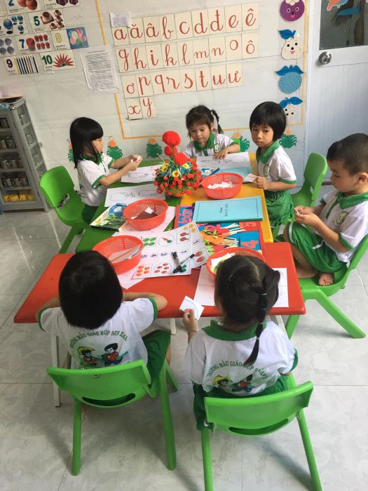 Hoạt động ngoại khóa đầy màu sắc tại Búp Sen Xanh