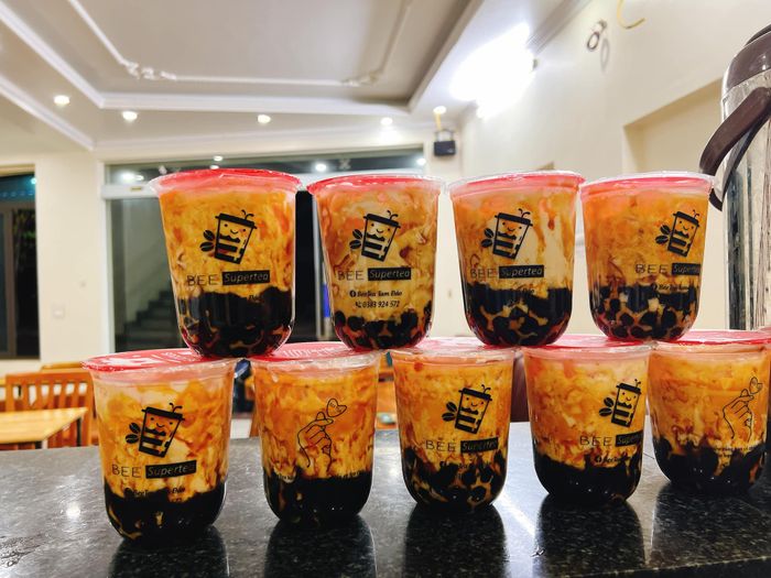 Hình ảnh Bee Tea - Không gian ấm áp với những ly trà sữa handmade