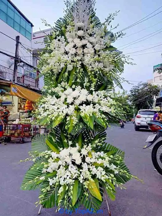 Địa chỉ cung cấp vòng hoa đám tang uy tín tại quận 7