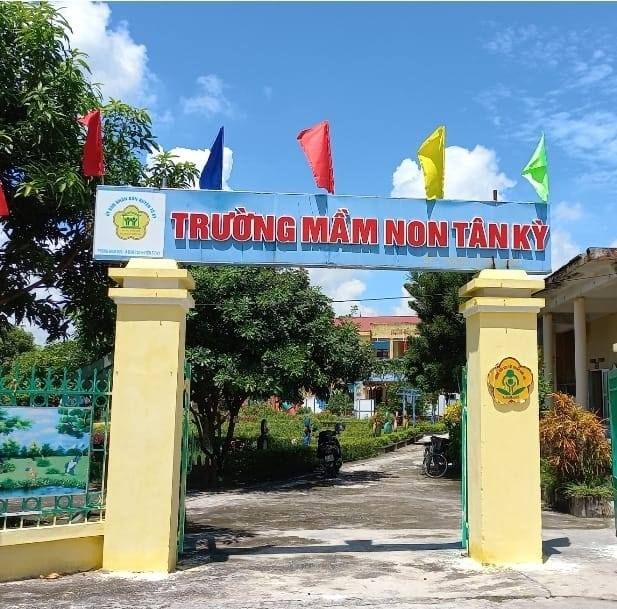 Góc nhìn thứ hai về Trường Mầm Non Tân Kỳ: Những hoạt động ngoại khóa sôi nổi, các buổi dã ngoại bổ ích và không gian vui chơi an toàn, nơi trẻ thỏa sức khám phá thế giới xung quanh.