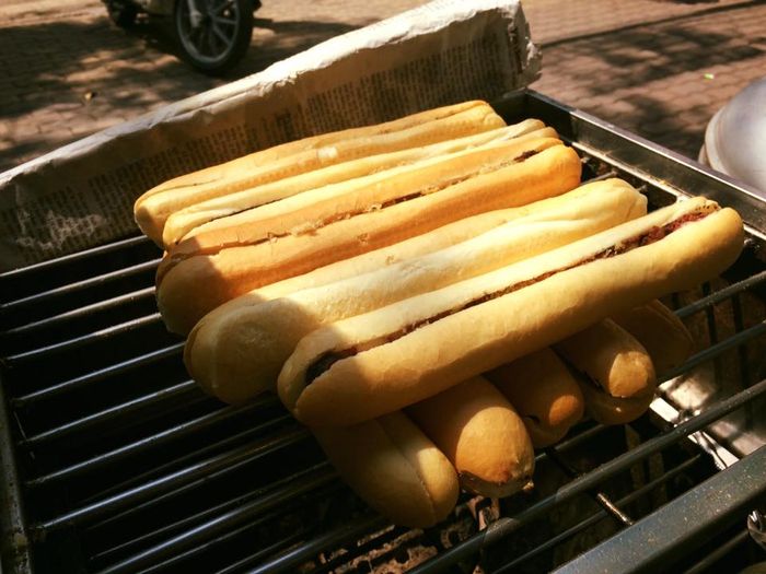 Bánh Mỳ Tâm - Hương Vị Quê Hương Đong Đầy Ký Ức