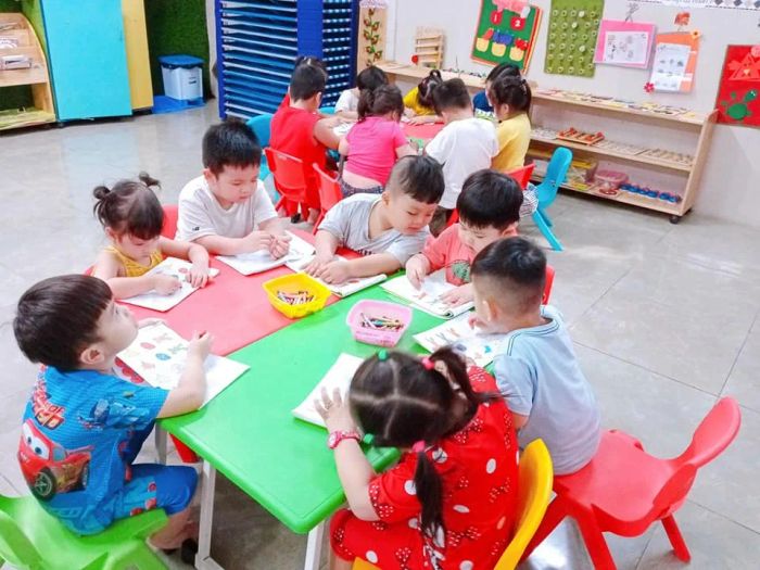 Hình ảnh Mầm Non Mặt Trời Đỏ - Sân chơi sáng tạo