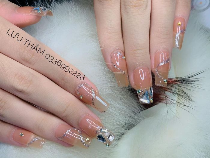 BST nghệ thuật móng đỉnh cao từ Lưu Thắm Beauty - Mẫu 2
