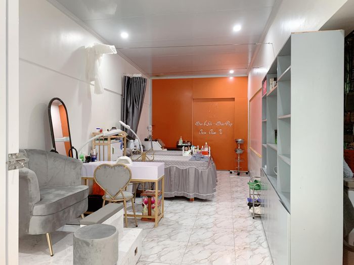 Hình ảnh liệu trình gội đầu thảo mộc tại Thanh Bình Beauty & Spa