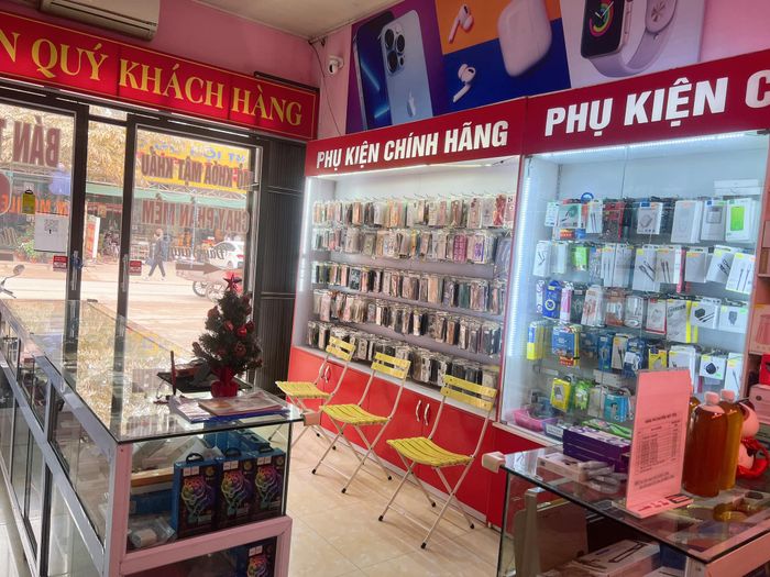 Hình ảnh 2 Hồng Nam Mobile - Không gian làm việc chuyên nghiệp, hiện đại