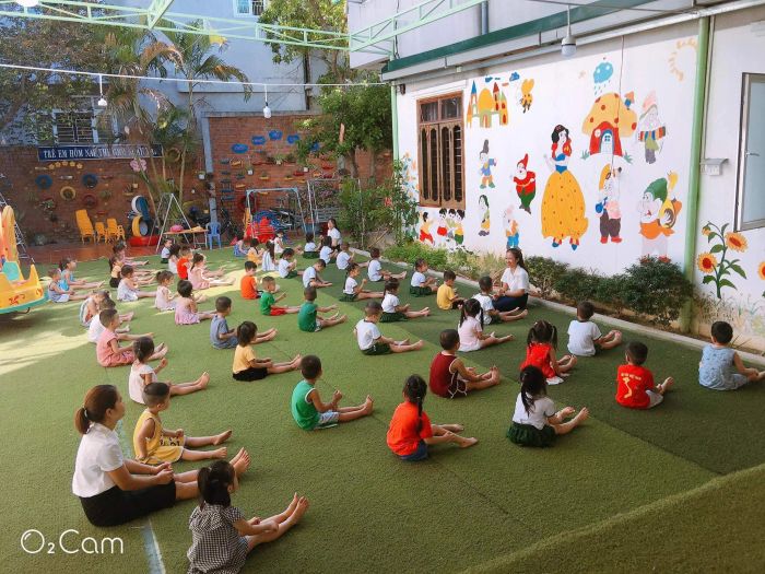 Hình ảnh sinh động về môi trường học tập tại Trường Mầm non Hoa Mai