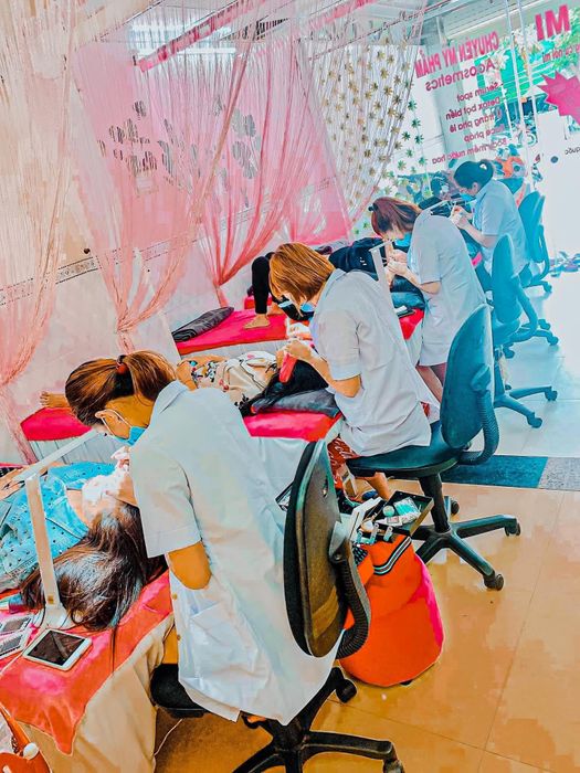Bích Phan Nối Mi Ảnh 2