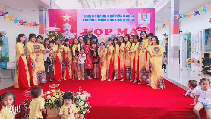 Hình ảnh không gian học tập đầy màu sắc tại Trường Mầm Non Hạnh Phúc