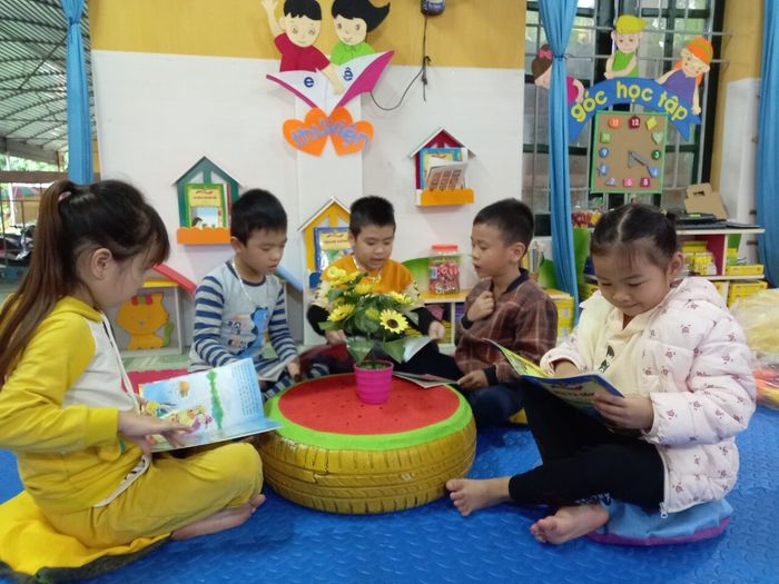Khuôn viên xanh mát tại Trường Mầm Non Thị Trấn Ninh Giang