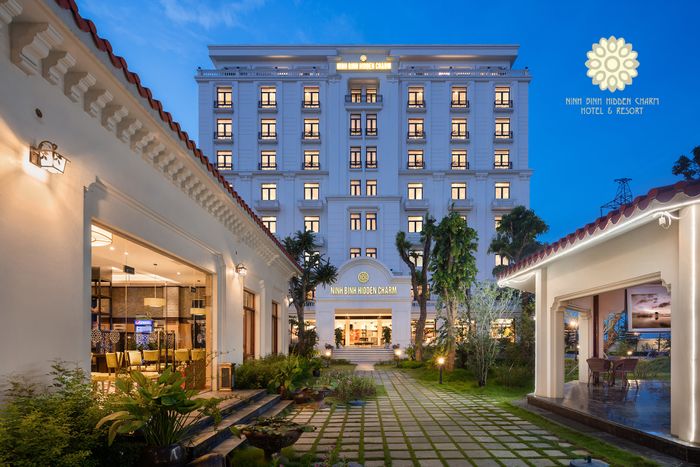 Hình ảnh Ninh Bình Hidden Charm Hotel & Resort (1)