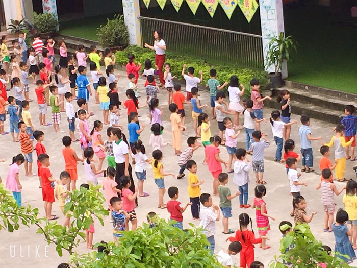Hình ảnh khuôn viên tràn ngập tiếng cười tại Trường Mầm non Thụy Xuân