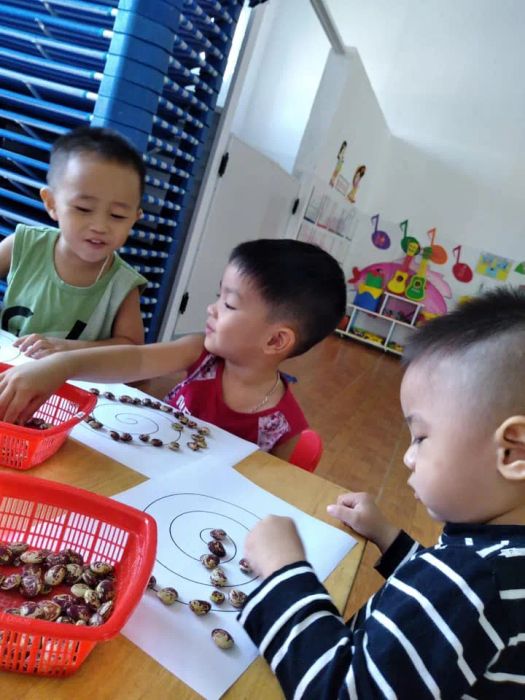 Giờ học ngoại khóa vui nhộn tại Happy House