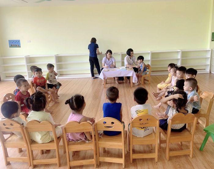 Không gian vui chơi ngoài trời tại Trường Mầm non ABC Hạ Long - Nơi bé thỏa sức khám phá thiên nhiên