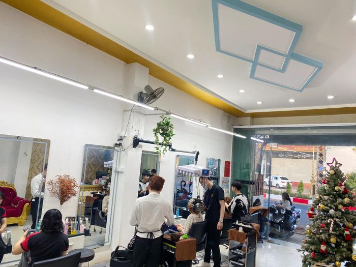 Hình ảnh thực tế tại Salon Tóc Đức Sài Gòn