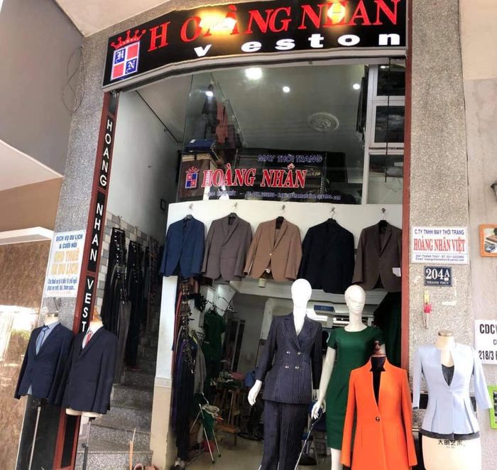 Nhà may Hoàng Nhân - Bộ sưu tập vest nam sang trọng tại Đà Nẵng