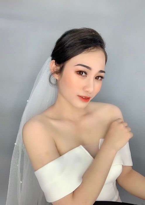 Bộ ảnh cưới đẹp tựa cổ tích từ Trang Bridal