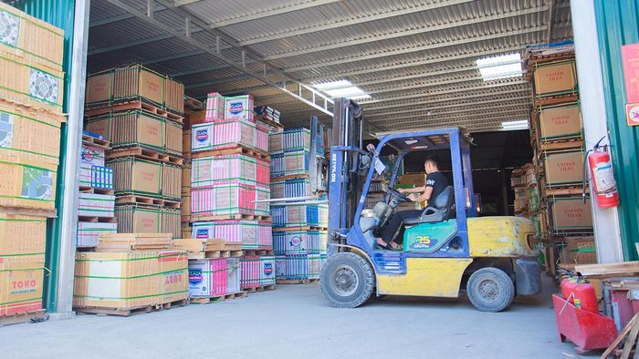 Không gian trưng bày chuyên nghiệp tại Cao Minh Phát