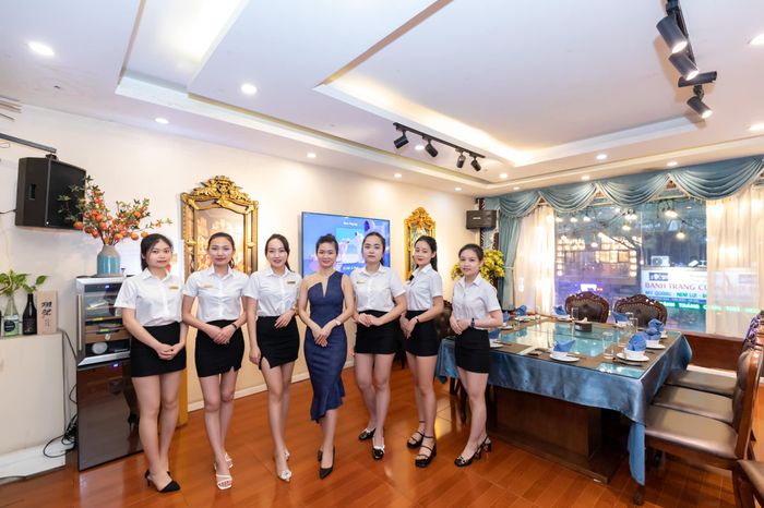 Hình ảnh những món ăn đặc sắc tại Hoàng Long Tửu