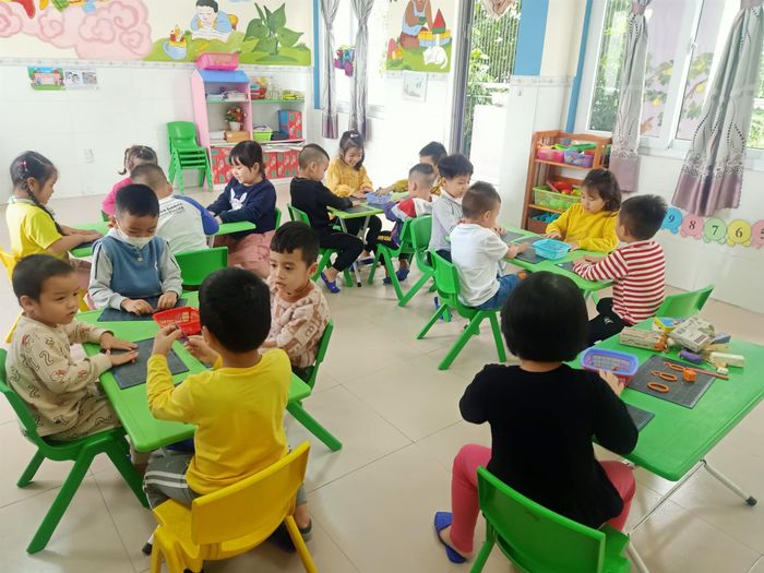 Hình ảnh hoạt động ngoại khóa sôi động của các bé