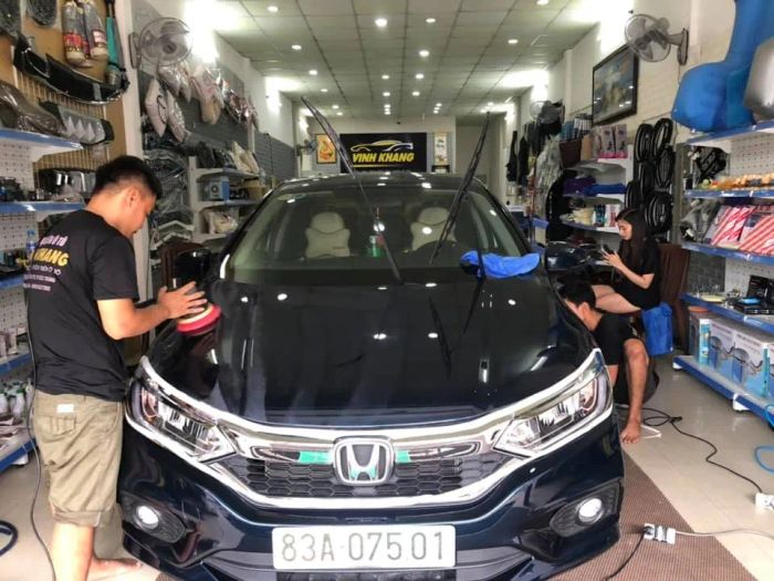 Bộ sưu tập hình ảnh thực tế về quy trình làm việc chuẩn mực tại Ô tô Vinh Khang