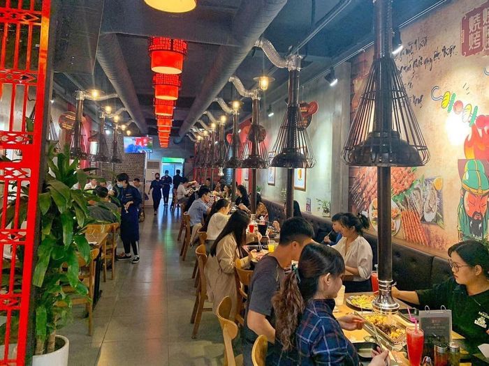 Không gian ấm cúng với phong cách Trung Hoa đặc trưng tại ChiFan