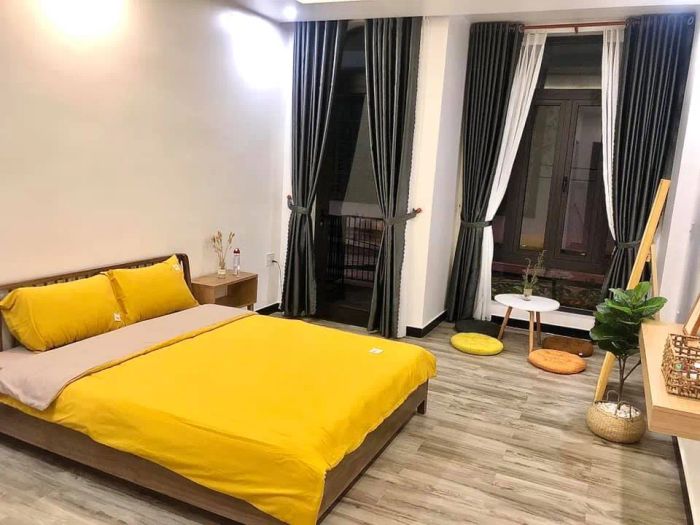 Ảnh 2: Le Petit Homestay - Không gian tiệc ngoài trời ấm cúng, nơi những bữa tiệc BBQ trở nên đáng nhớ dưới ánh đèn lung linh.