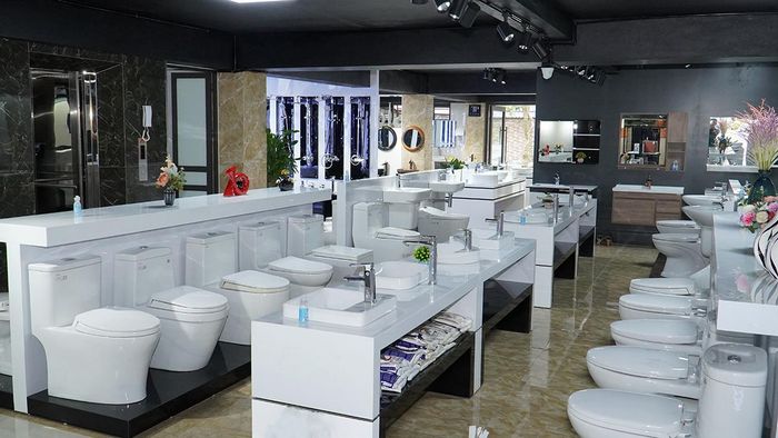Không gian trưng bày đa dạng tại nhà phân phối Cao Minh Phát