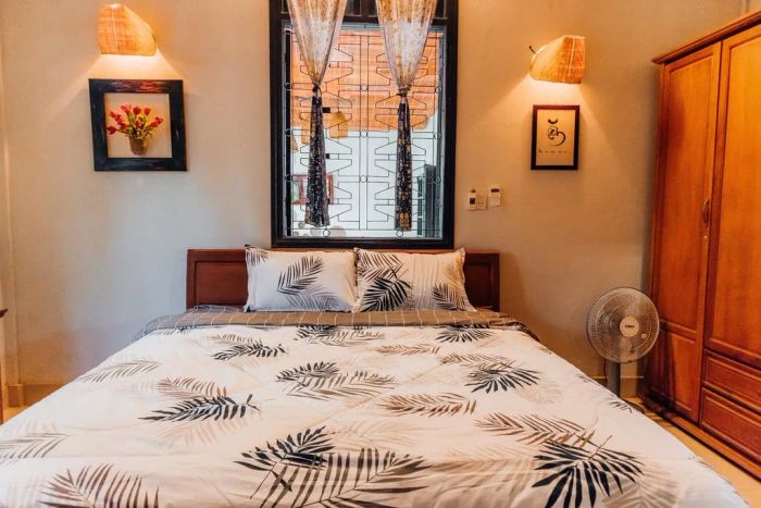 Ảnh 3: Lavin Home - Không gian trà chiều ấm cúng, nơi thời gian như ngừng trôi giữa tiếng chim hót và hương hoa cỏ dại.