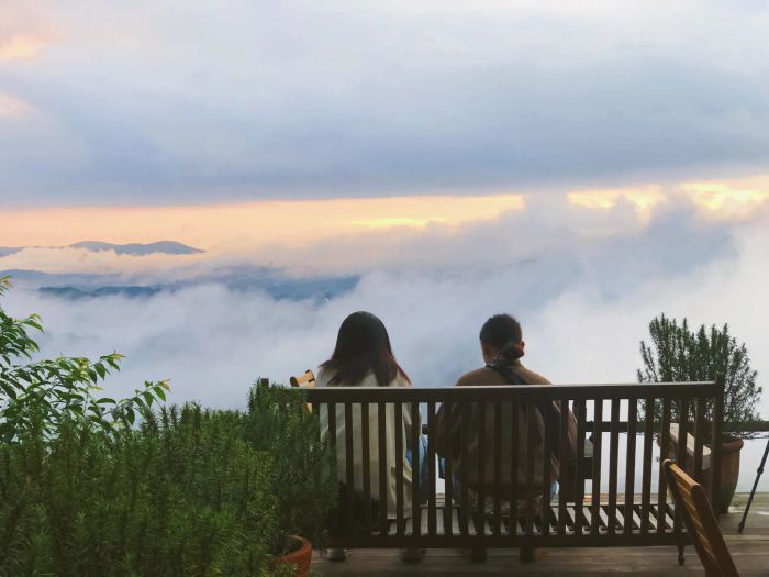 Hình ảnh Chênh Cafe - góc hiên ngoài trời ngắm toàn cảnh Đà Lạt