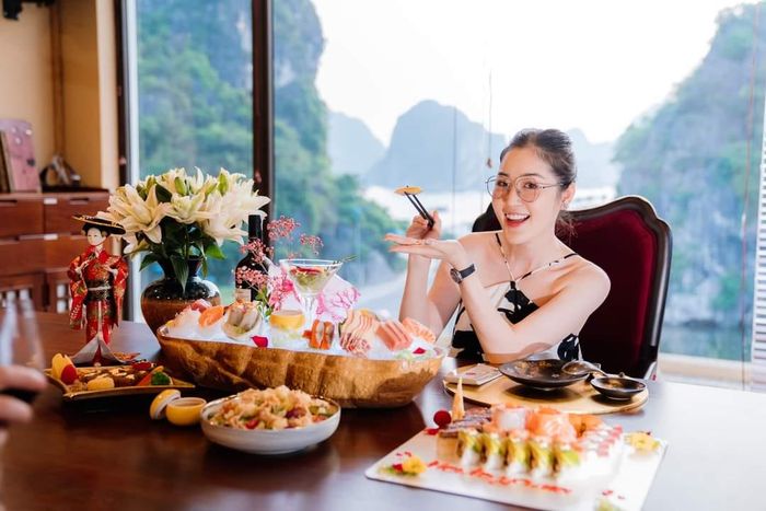 Màn trình diễn xẻ cá ngừ vây xanh đẳng cấp tại Hatoyama