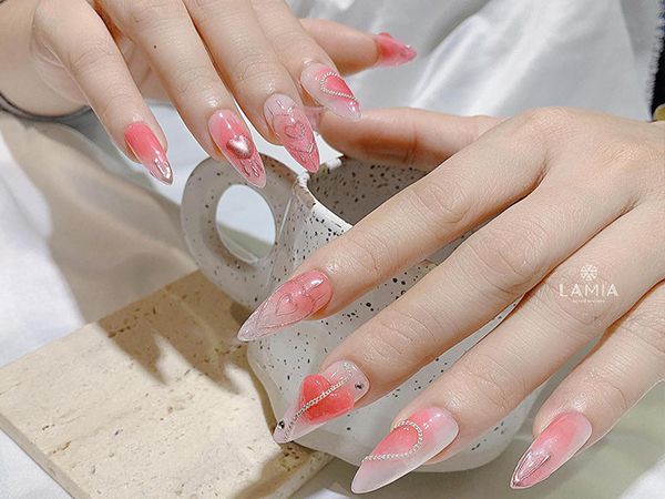 Giờ thực hành chuyên nghiệp tại LAMIA Beauty Boutique