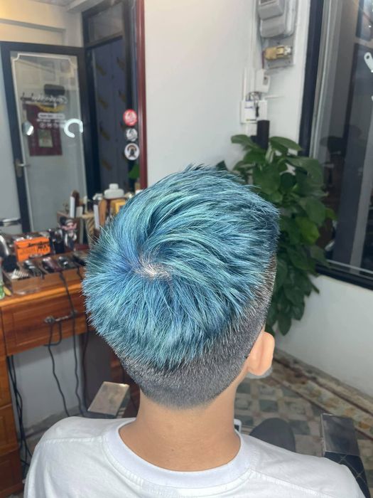 Hình ảnh REU BarberShop - Phong cách thiết kế tóc nghệ thuật đầy sáng tạo