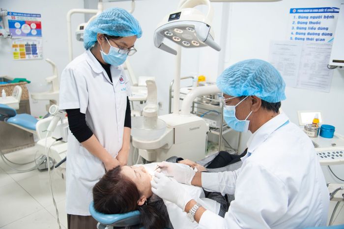 Hình ảnh hệ thống trang thiết bị y tế hiện đại tại Phòng khám Quốc tế Quang Thanh